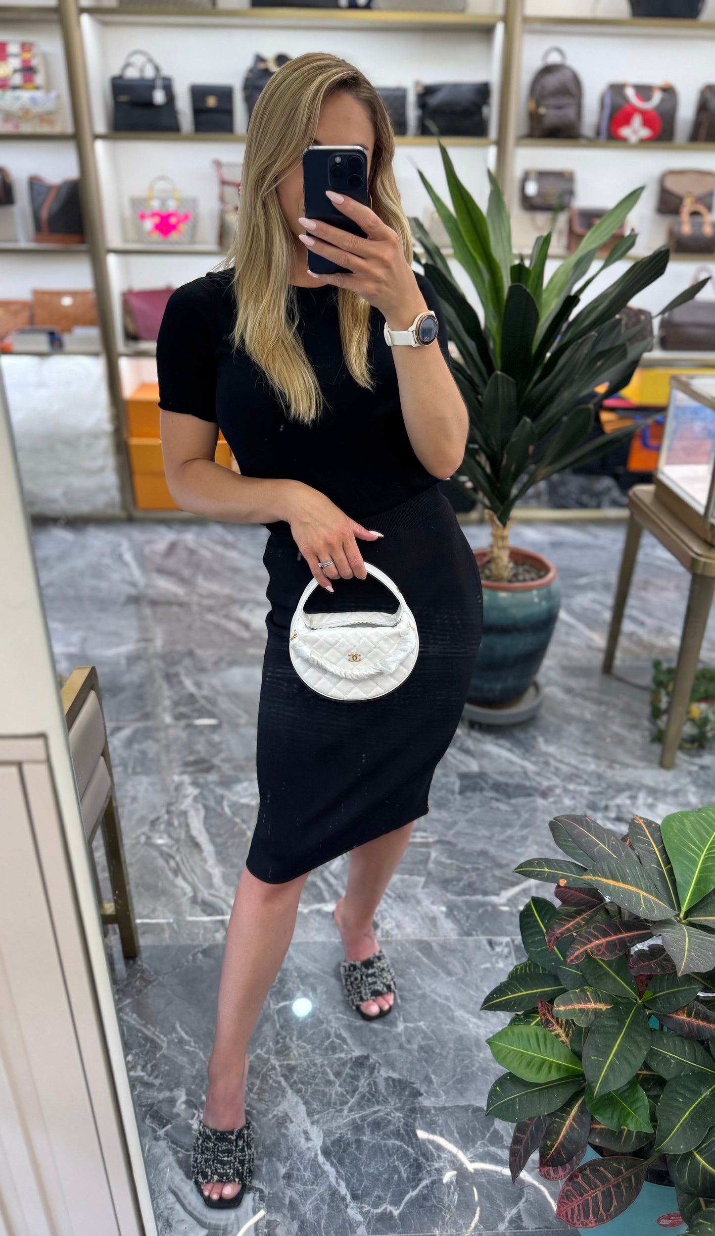 Pre-owned Certified Chanel 24S Hula “Bow” Hobo Bag White Caviar with Light Golden Hardware, 2024 microchipped, w/ dust bag