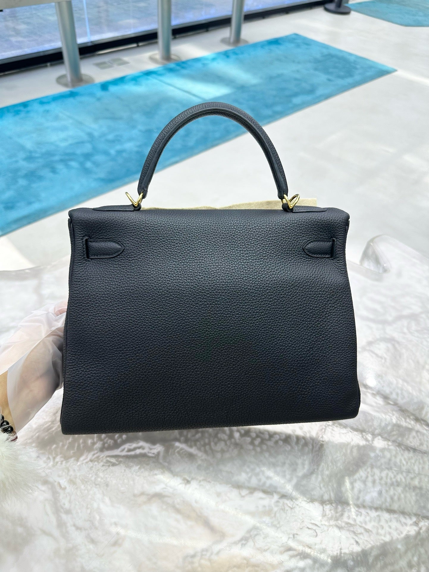 Pre-owned Hermes Kelly 32 Black Togo Leather Golden Hardware, 2018 (C stamp), w/ lock&key with clochette, dust bag