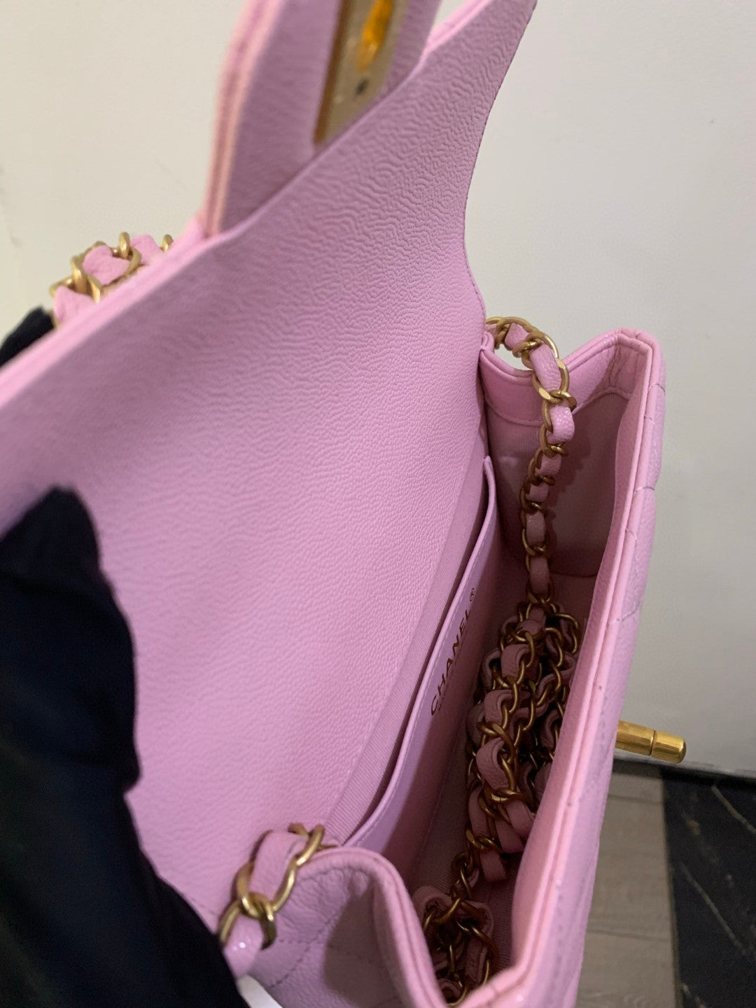 Pre-owned Certified Chanel 25P Flap Top Handle Sakura Pink Caviar Leather Golden Hardware, 2025, w/ full set - Chanel Box, Dust Bag