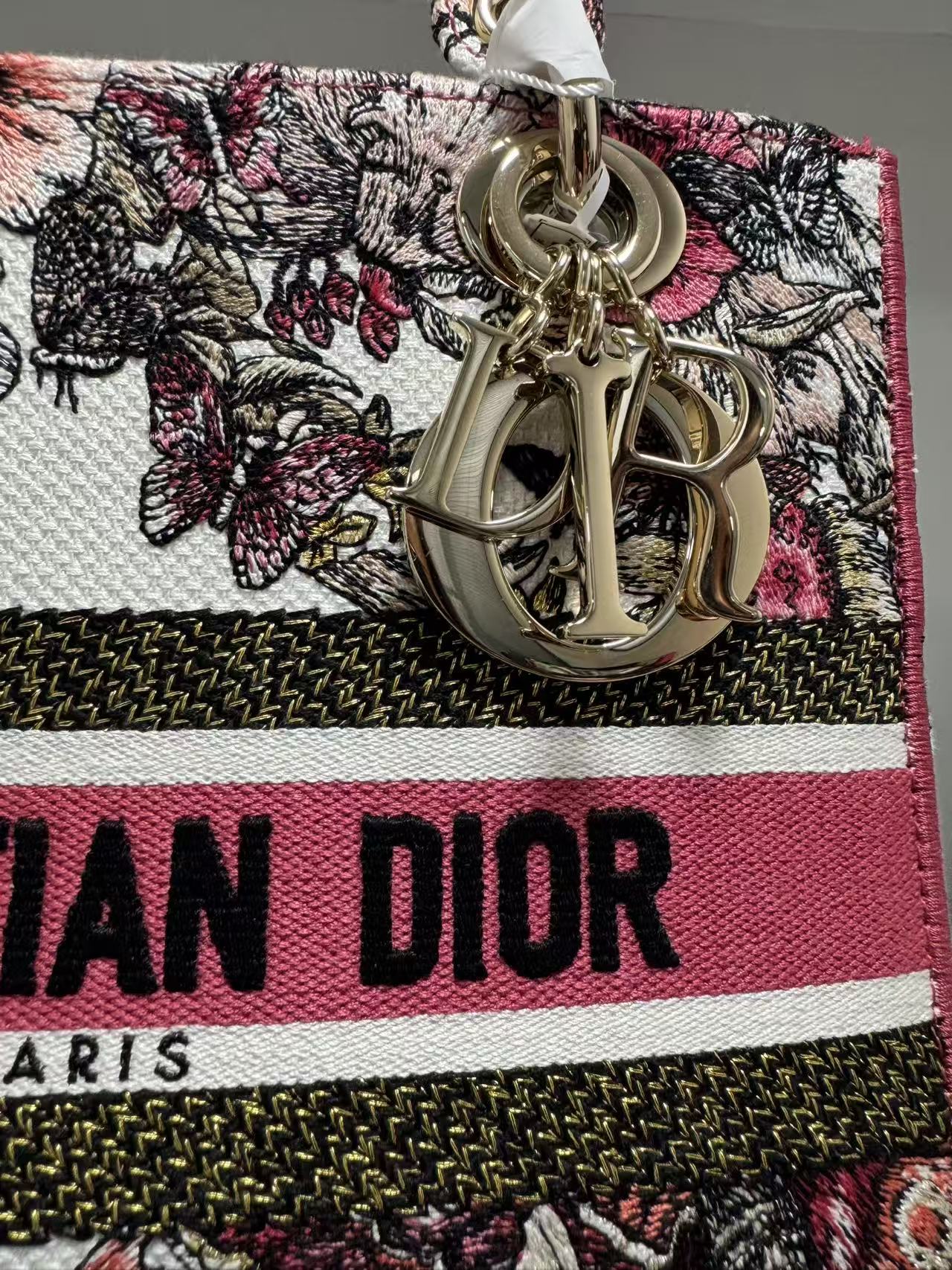 Pre-owned Certified Dior Lady D-Lite Medium Butterfly Floral Embroidered Canvas with Light Golden Hardware, 2021, w/ dust bag, strap